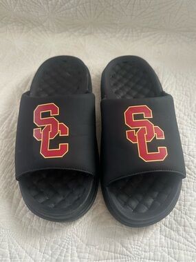 USC Trojans ISlide Unisex Primary Motive Slide Sandals in Color Black Size 10